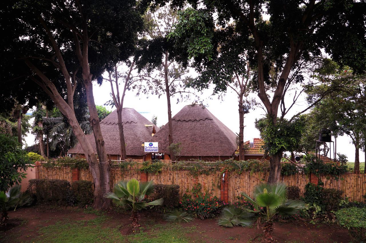 The Palms Beach Hotel And Restaurant Limited Entebbe Buitenkant foto